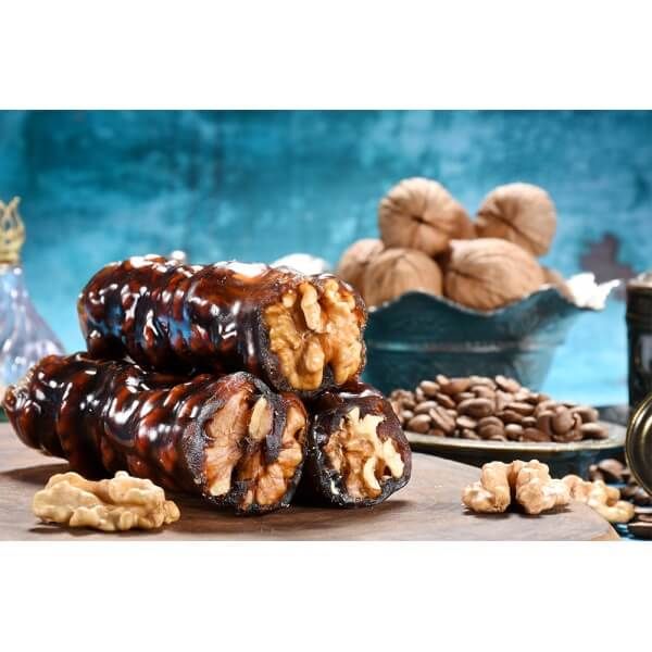 Plenty Of Molasses And Walnut Sausage